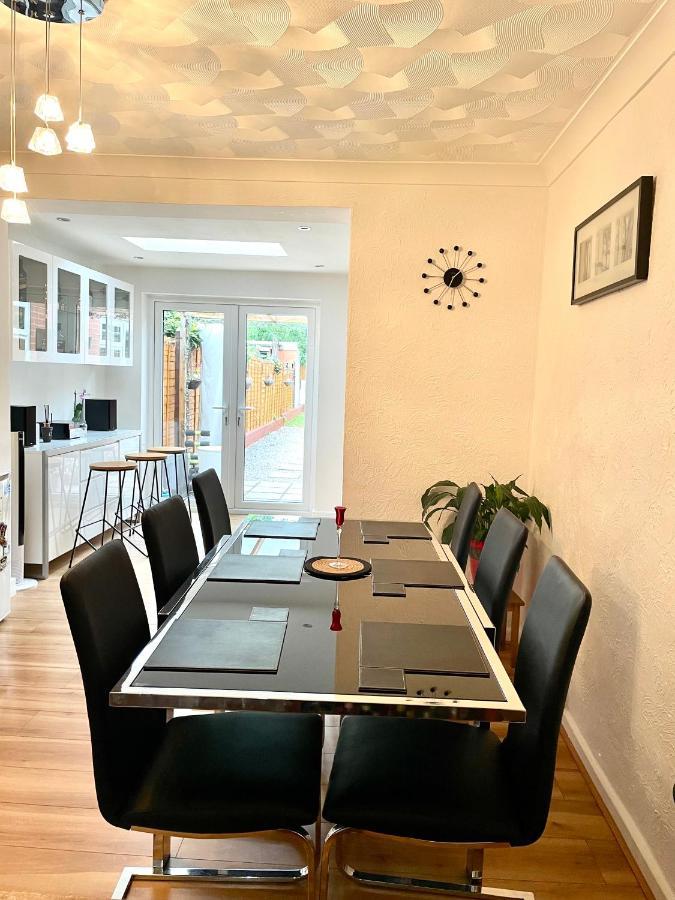 Stunning 1 Bedroom And Double Sofa Bed Near Train Station Σαουθάμπτον Εξωτερικό φωτογραφία