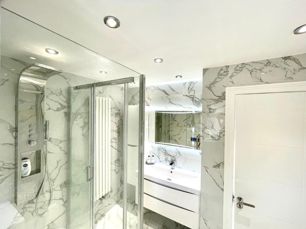 Stunning 1 Bedroom And Double Sofa Bed Near Train Station Σαουθάμπτον Εξωτερικό φωτογραφία