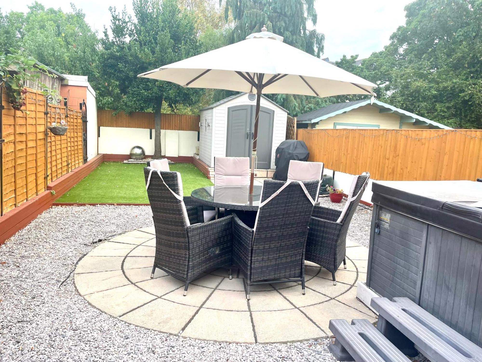 Stunning 1 Bedroom And Double Sofa Bed Near Train Station Σαουθάμπτον Εξωτερικό φωτογραφία